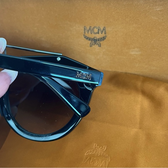 MCM Round Brow Sunglass with Case AUTHENTIC - Picture 3 of 8